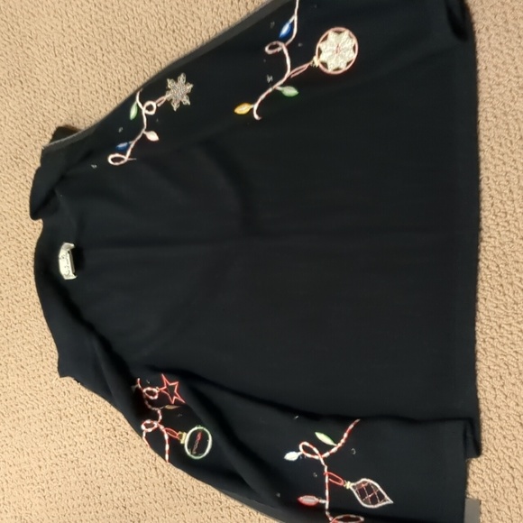 Vintage Nouveaux Holiday Embroidered Sweater Vest - Picture 9 of 10